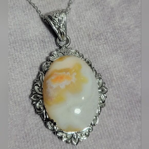 Crazy Lace Agate Pendant Necklace - Picture 4 of 14